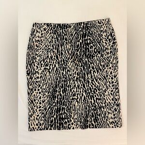 Talbots Black/Cream Animal Print Knee-length Pencil Skirt  business/casual Sz 14